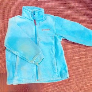 Kid’s Size 8 Columbia Fleece Jacket w Zippered pockets & Adjustable Sizing.